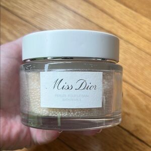 Miss Dior Bath Pearls